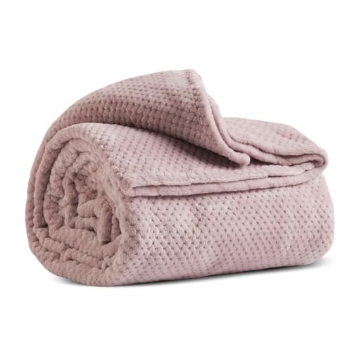 KARACA Pearl Baby Fleece Wellsoft TV Decke, Violett - Kuschelige und vielseitige Decke aus 100% Polyester mit den Abmessungen 130 x 150 cm für gemütliche Abende zu Hause